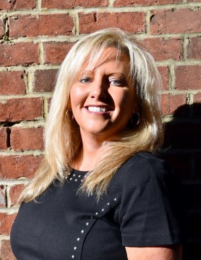 Dana Clark Profile Photo