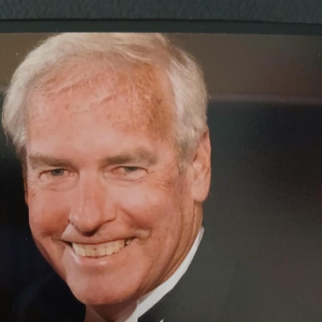 Robert J Bayardelle