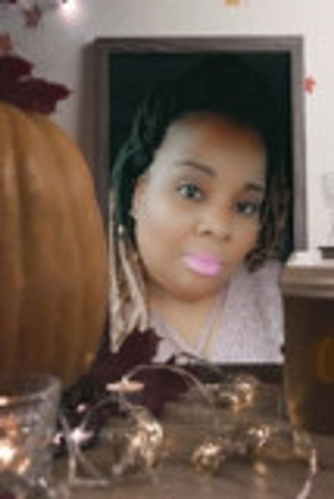Ms. Hanna Davis Profile Photo