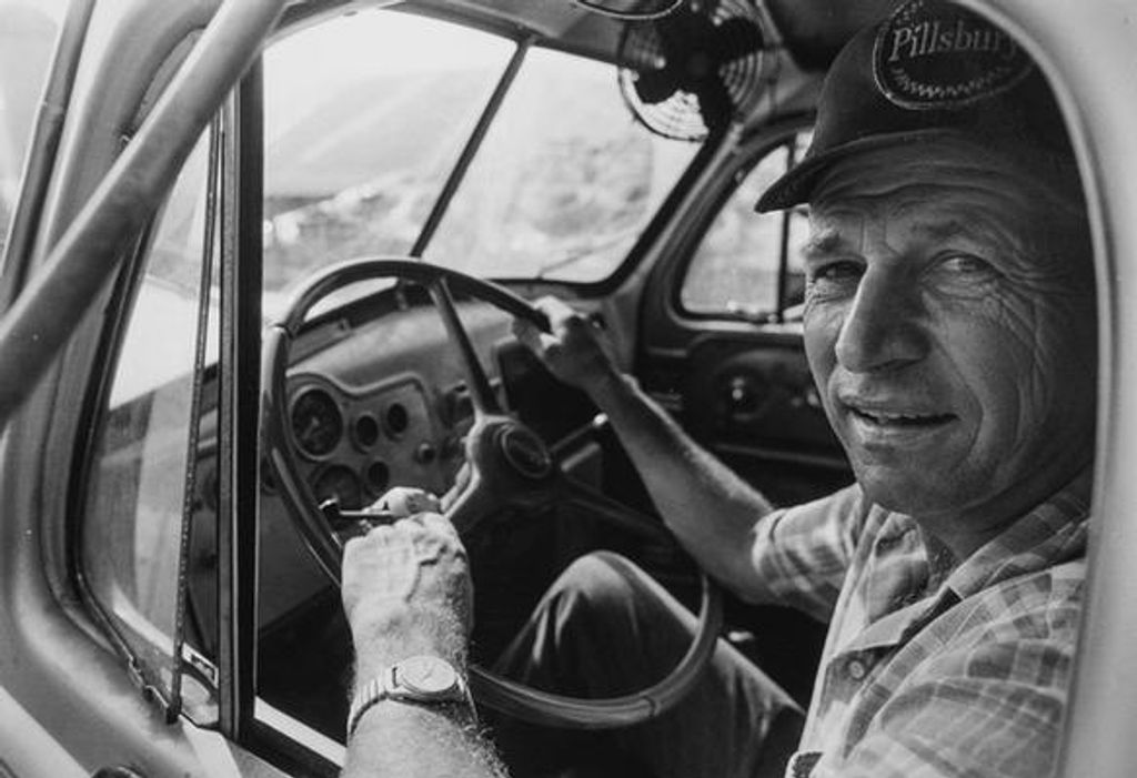 Carl H. Barnhart Profile Photo