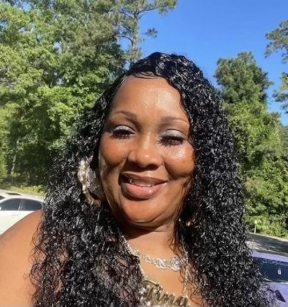 Contina "Vonia" Roach Profile Photo