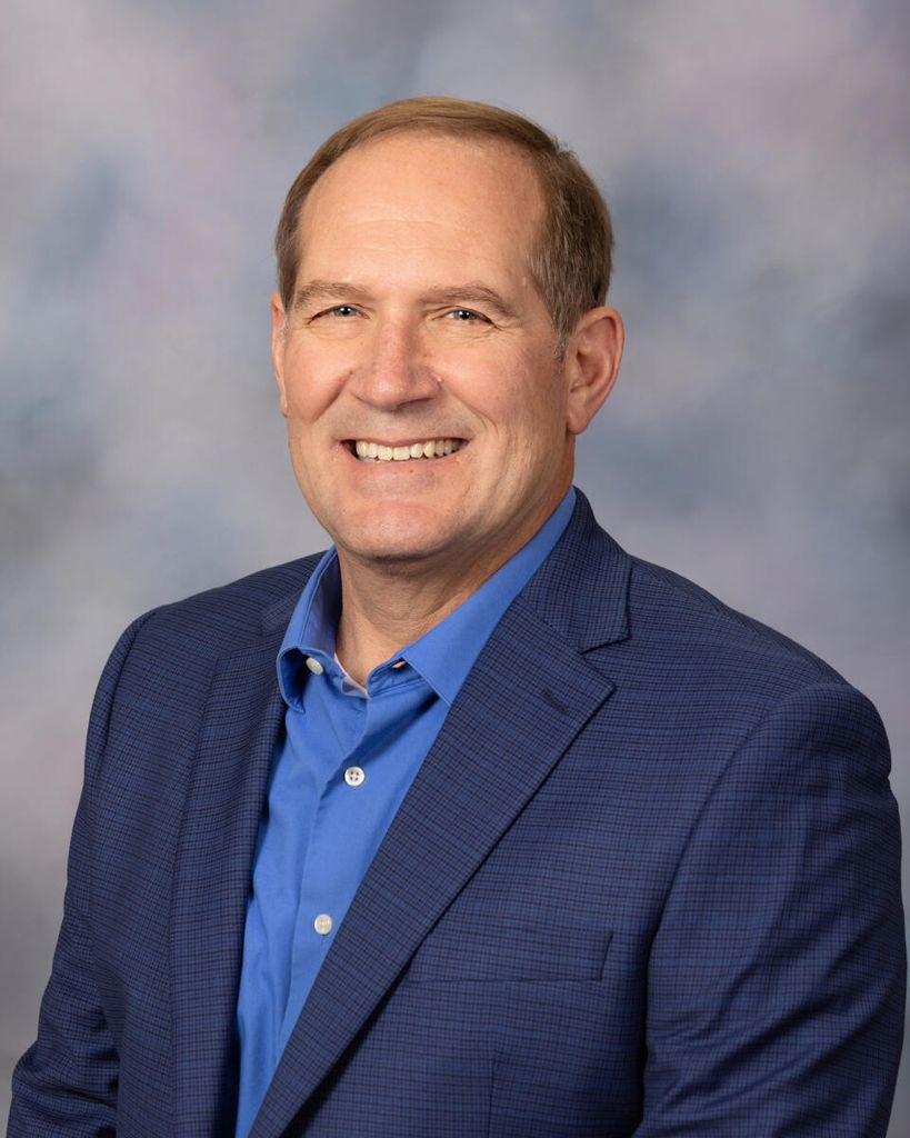Robert "Bob" Yothers, Jr.