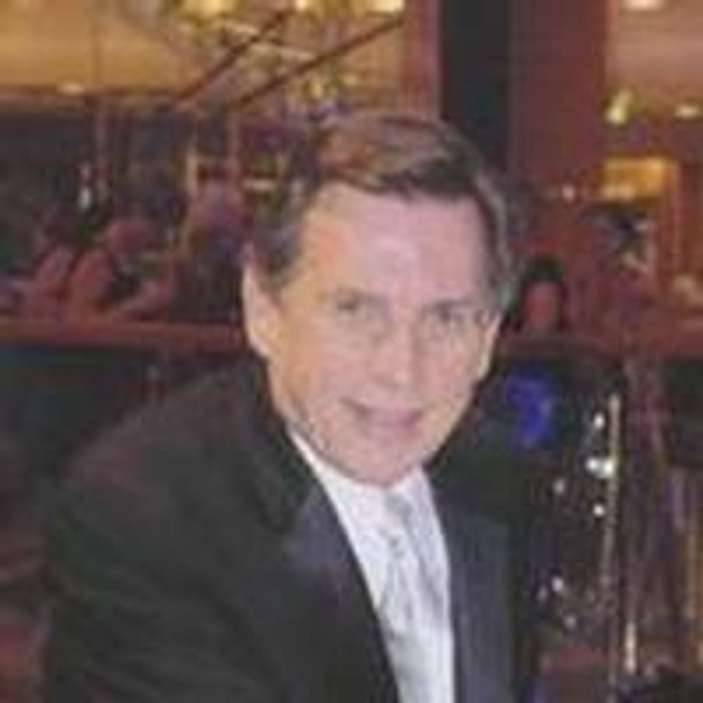 Dennis  Paul Handlon
