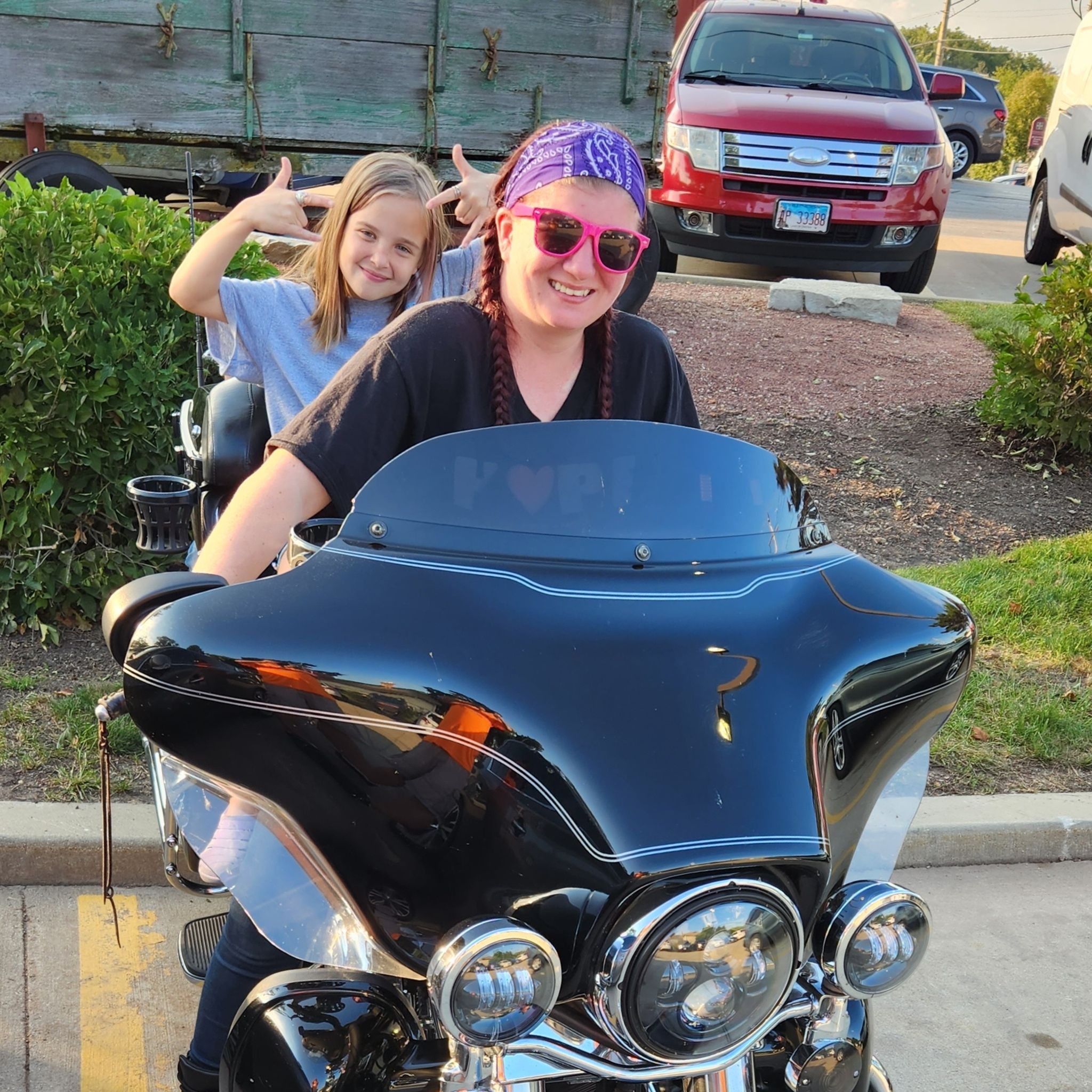 Morgan Jayne Hill photo gallery image 17 of 17
