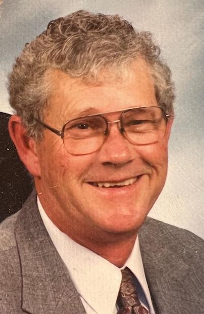 Steve Lee Profile Photo