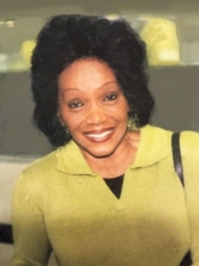 Dorothy C Woods