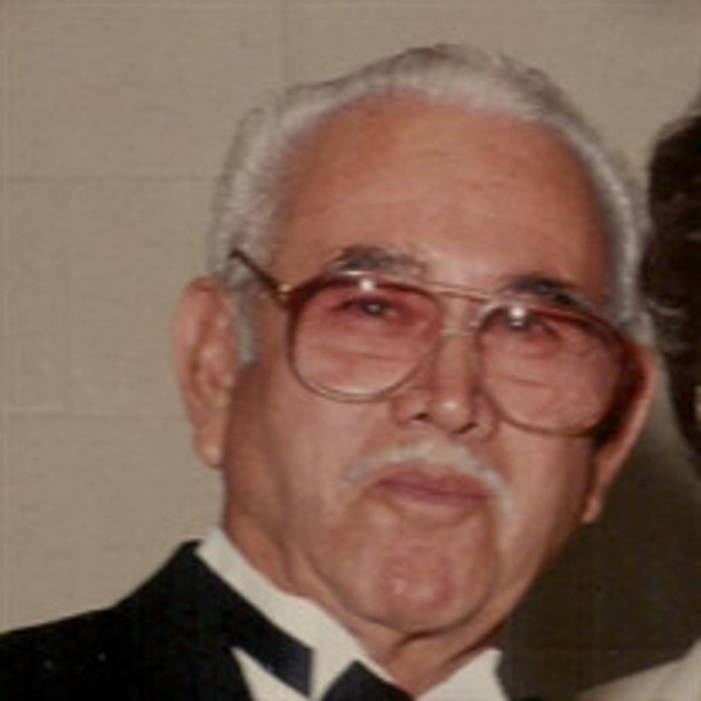 Leopoldo Canales