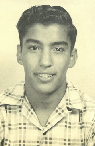 Carlos Araiza photo gallery thumbnail 12 of 204
