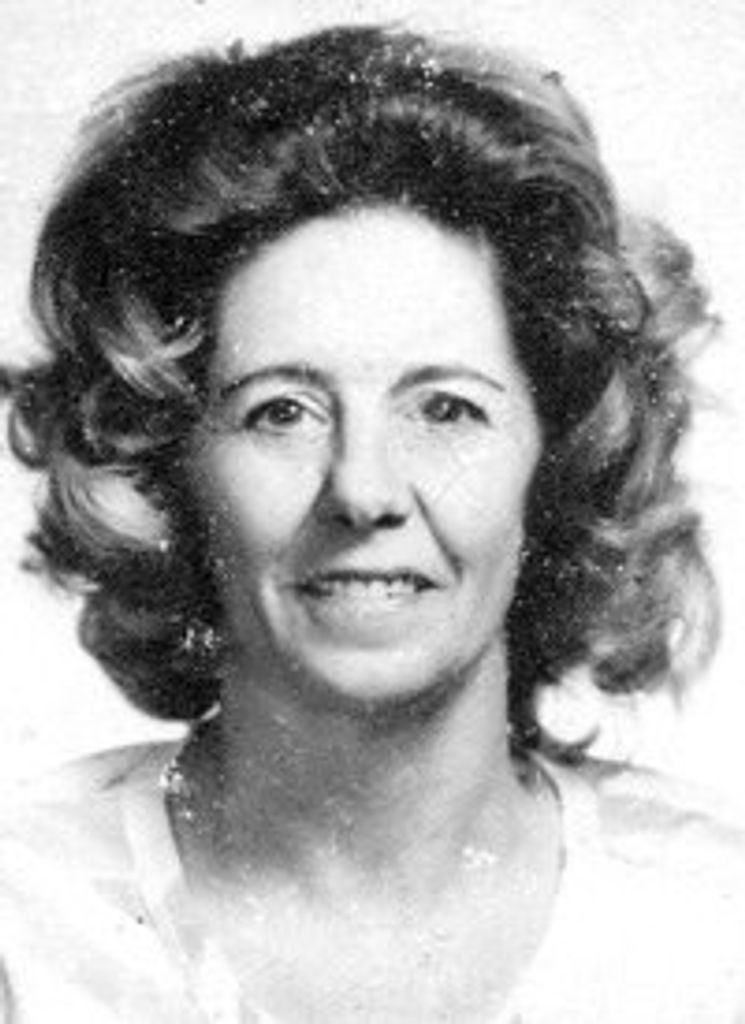 Janna Jeannette Straub