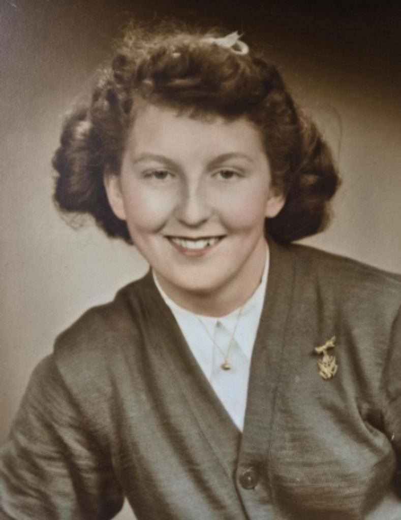 Betty Lou Bennet Profile Photo