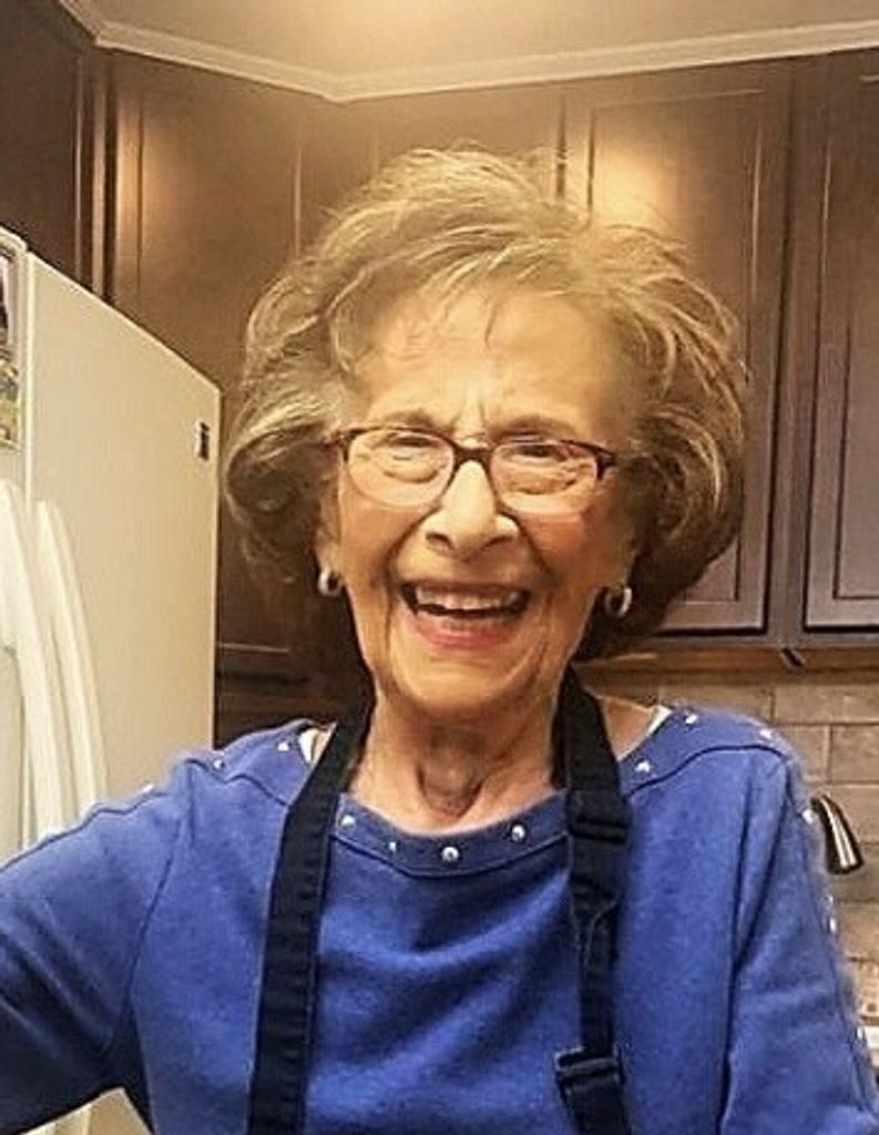 Betty Lou (Dellimuti)  Costanza
