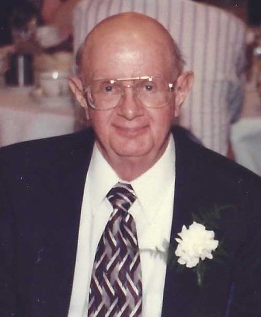 August Kenning Profile Photo