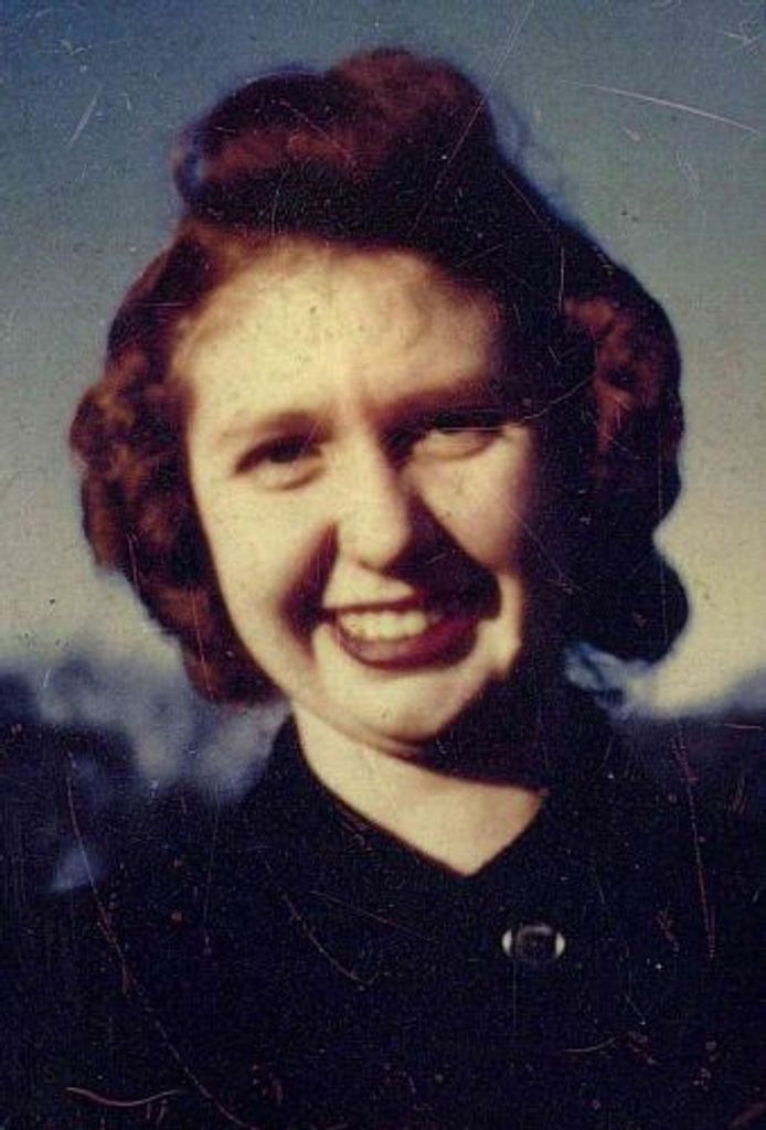 Olive Bril Profile Photo