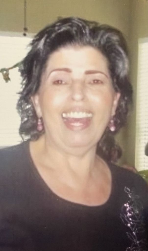 Victoria "Suzanne" Vasquez Profile Photo