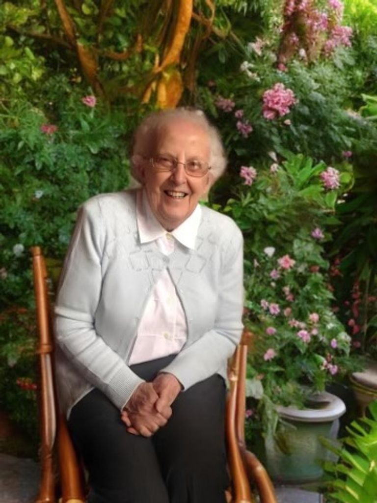 Carolyn (Silver)  Milko
