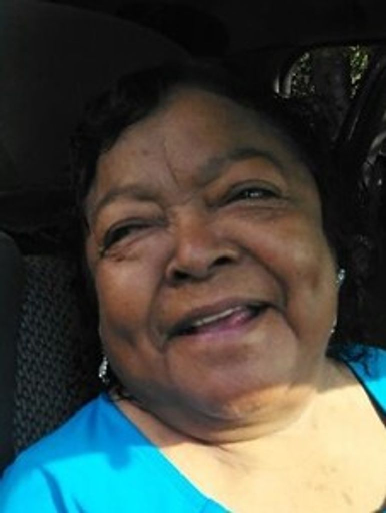 Aurelia Sandoval