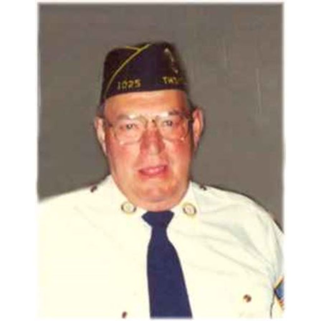 Everett E. Lashelle