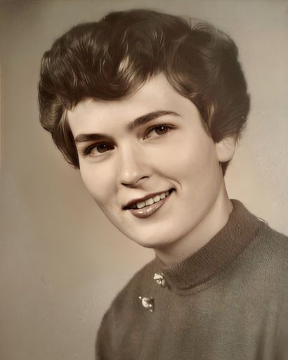 Carolyn Bromley Hill's obituary image