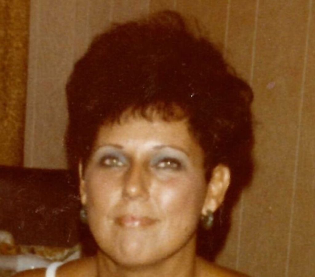 Carolyn Jean Winn