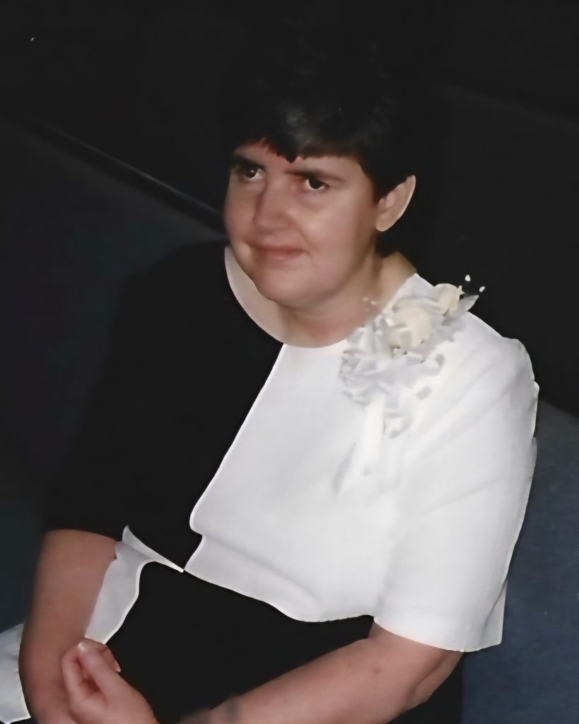 Julia Watson Profile Photo