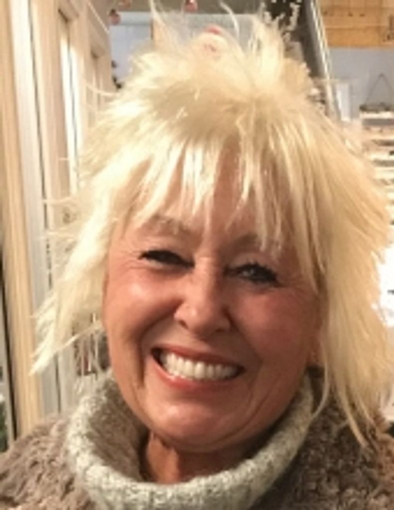 Dawn M Discher
