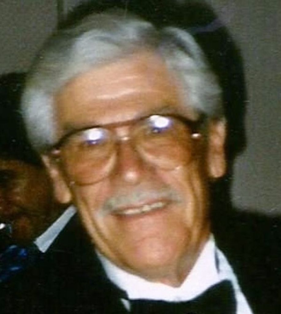 Louis James -Louie- Contos