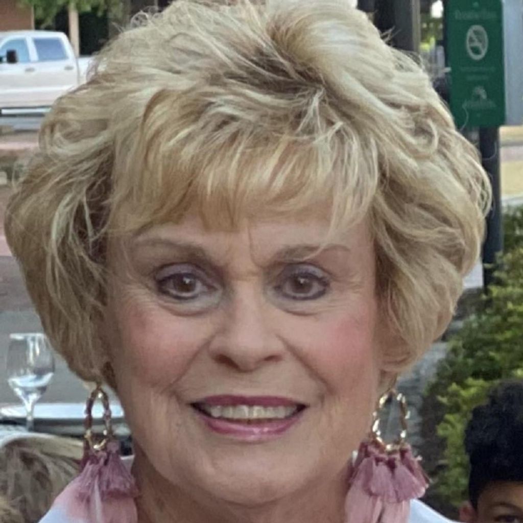 Mrs. Carey Clarke Collinsworth Holt Profile Photo