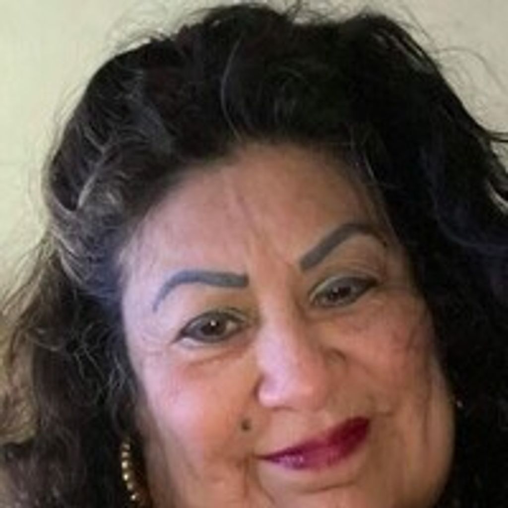 Esmerlinda "Linda B" Leal