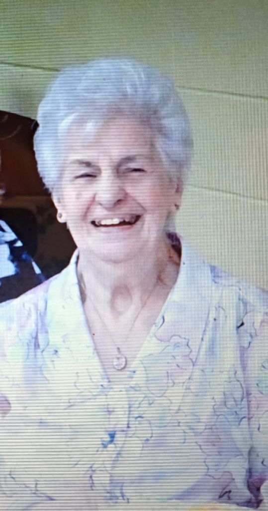 Lucille "Andrea" E Grant