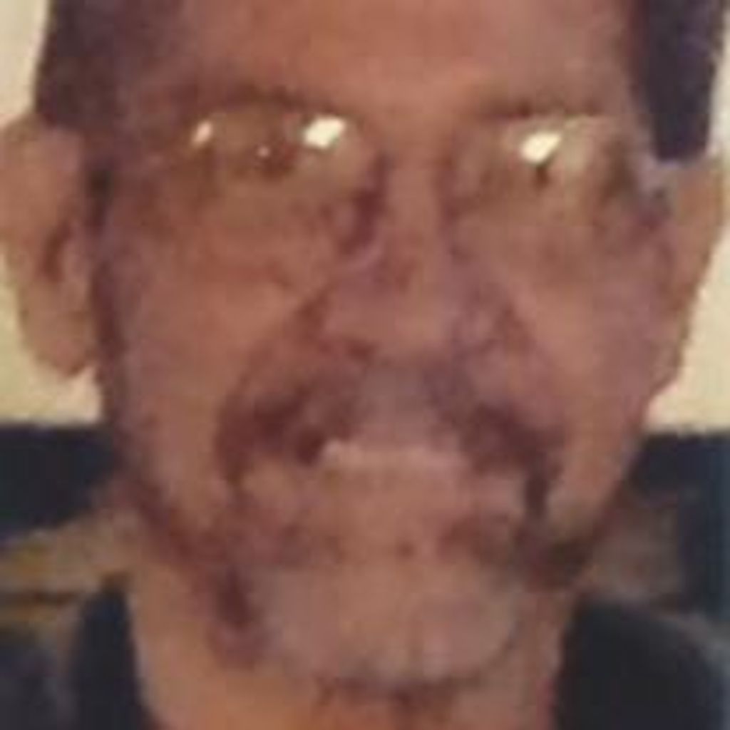 Efrain Almodovar Profile Photo