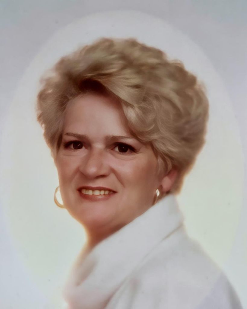 Mardelle Mae Stoll Profile Photo