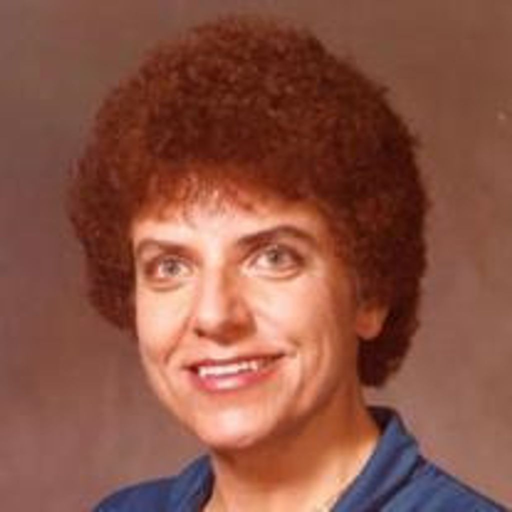 Lynne Paoletti