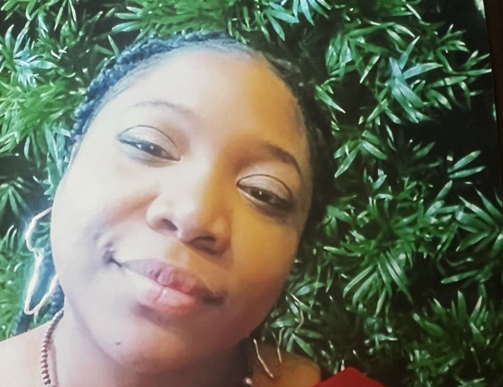 Veronica Leigh Harris Profile Photo