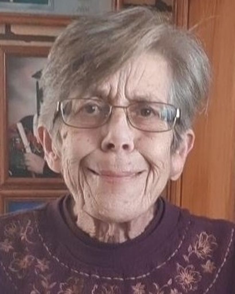 Marie (Sadie) Cousineau Profile Photo