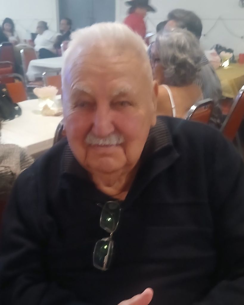 Oscar E Flores Profile Photo