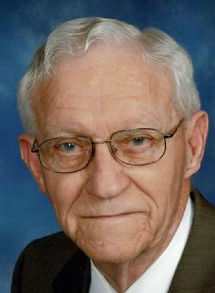 Robert "Bob" Val Glynn