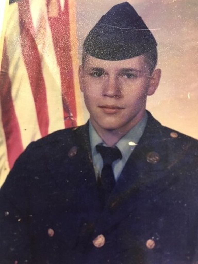 Warren Lee Miller Profile Photo