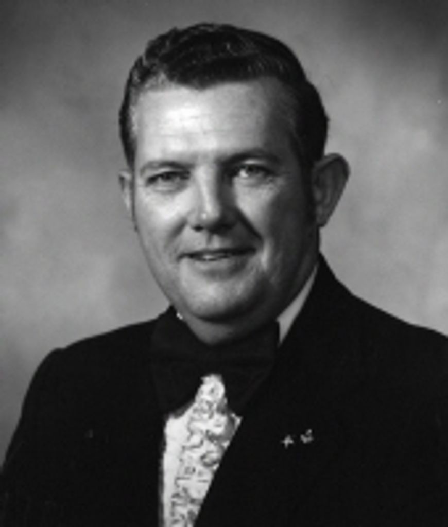 Robert E. "Bob" Edwards, Sr.
