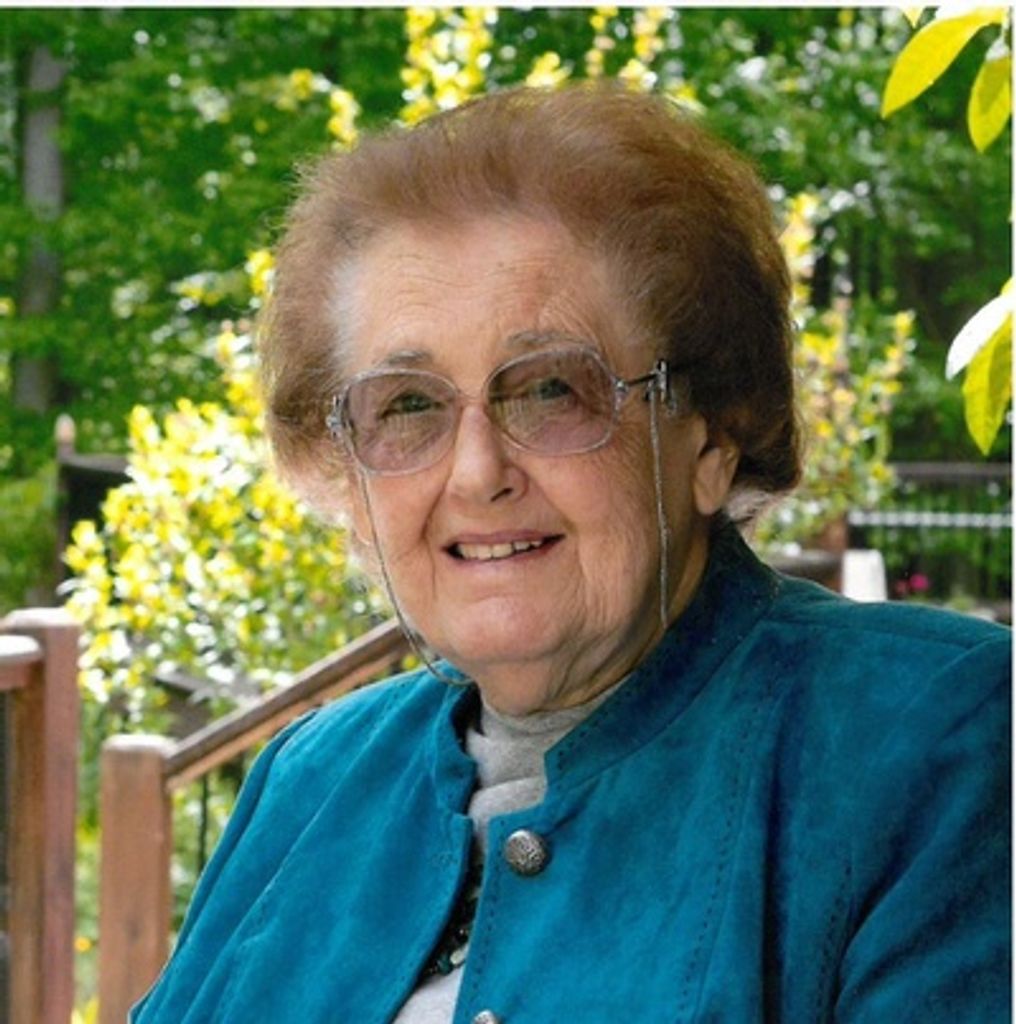 Edna Gola