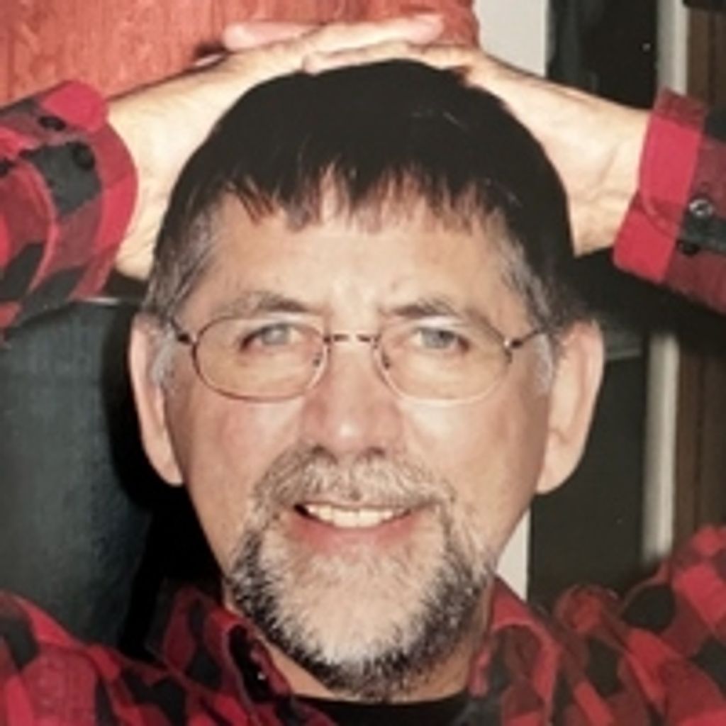 Van "Bunny" Marcel Nadeau Profile Photo