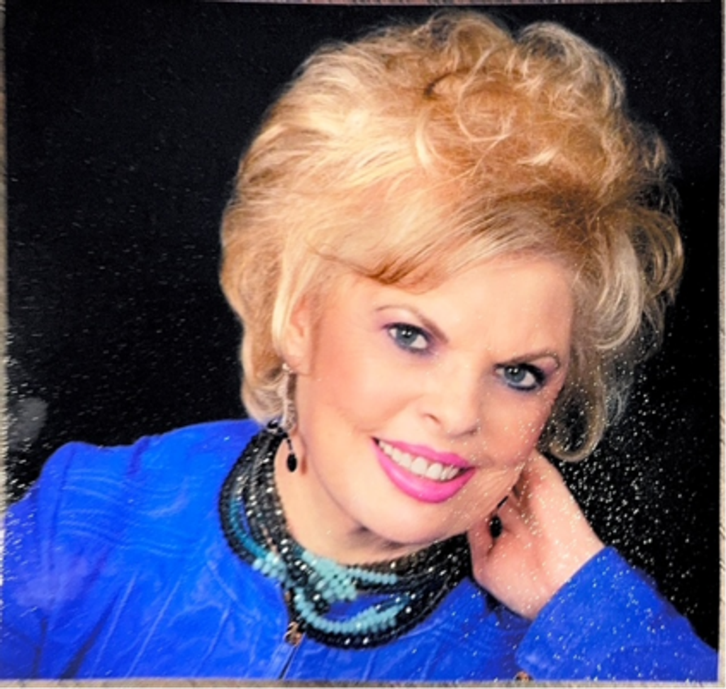 Sue Greer Luna Profile Photo