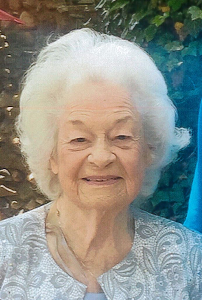 Juanita Justine Archer
