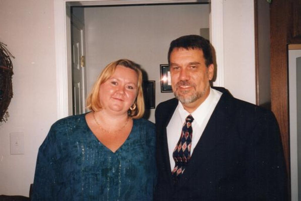Stephen York Howard Profile Photo