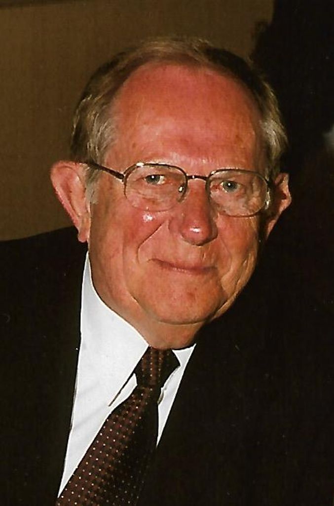 Lawrence "Larry" Menzer