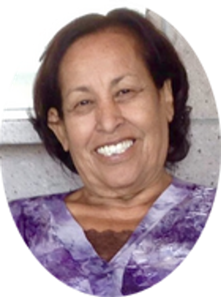 Gloria R. Flores