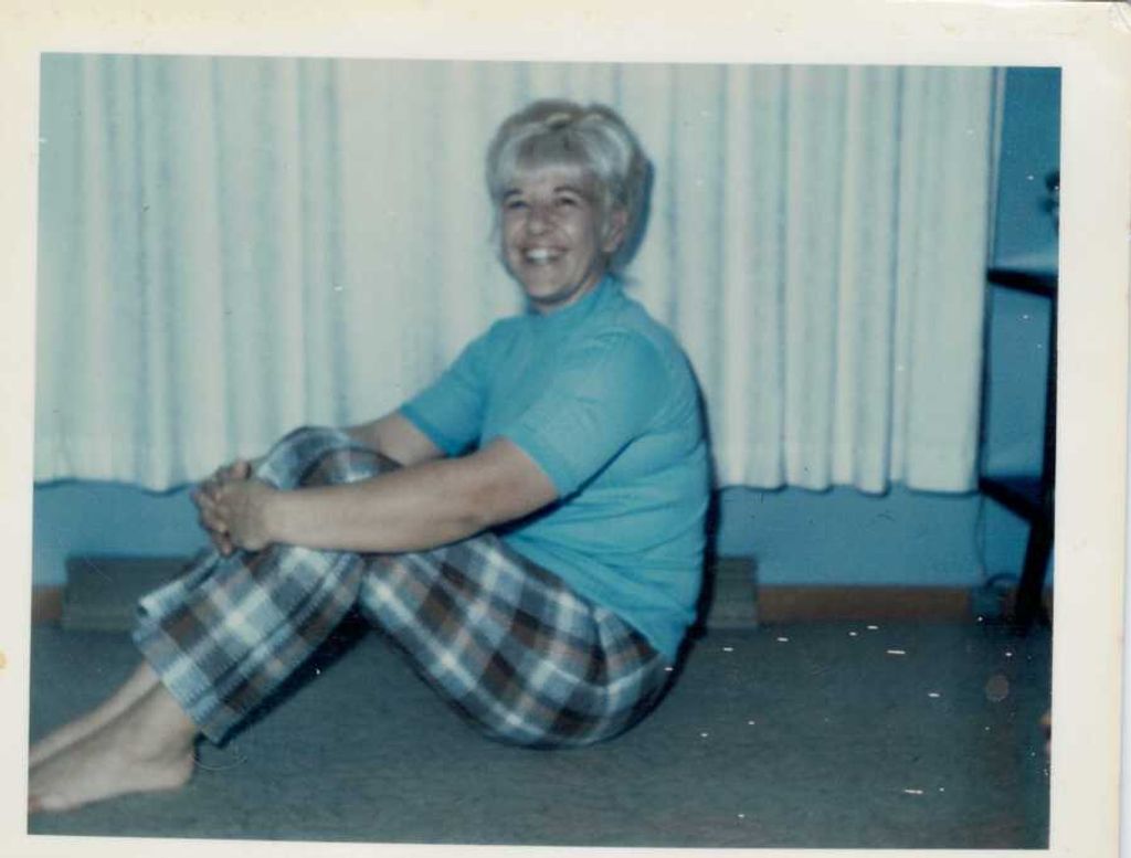 Sandra June (Dudley)  Custer