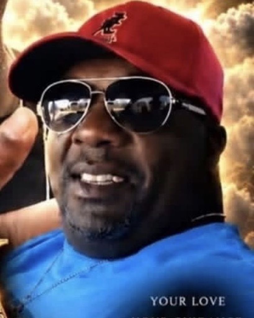 Derrick “Dee” Johnson Profile Photo