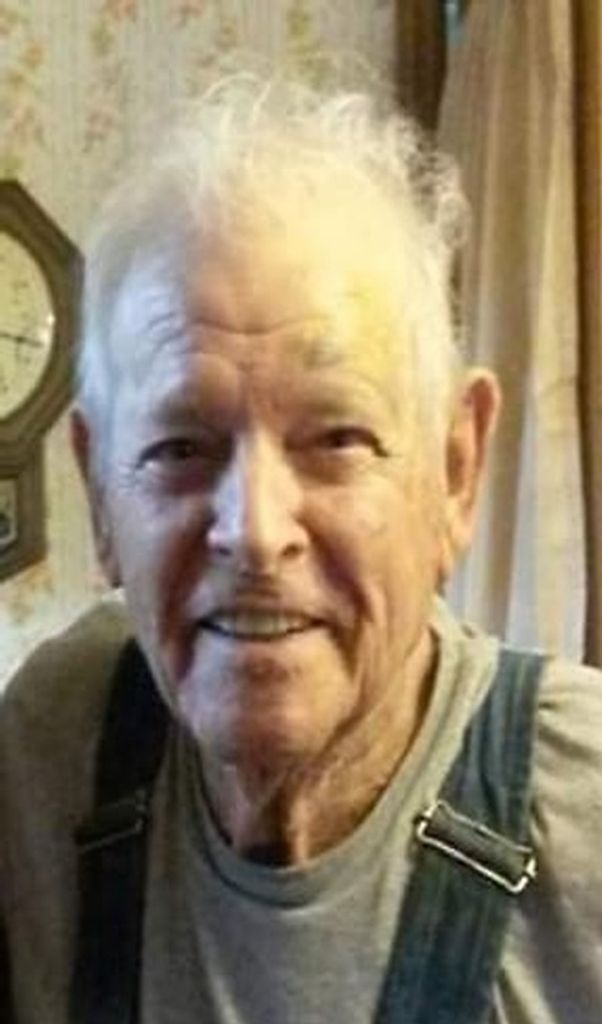 Lloyd Paul Holtsman Profile Photo