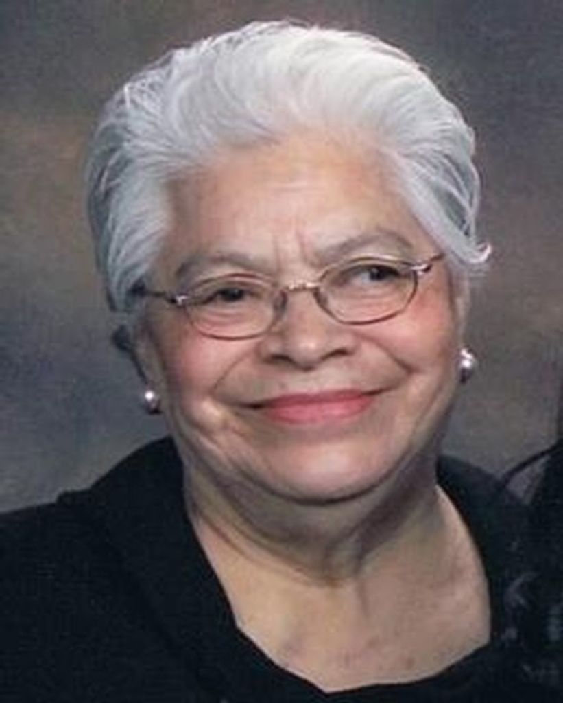 Luz Garcia Profile Photo