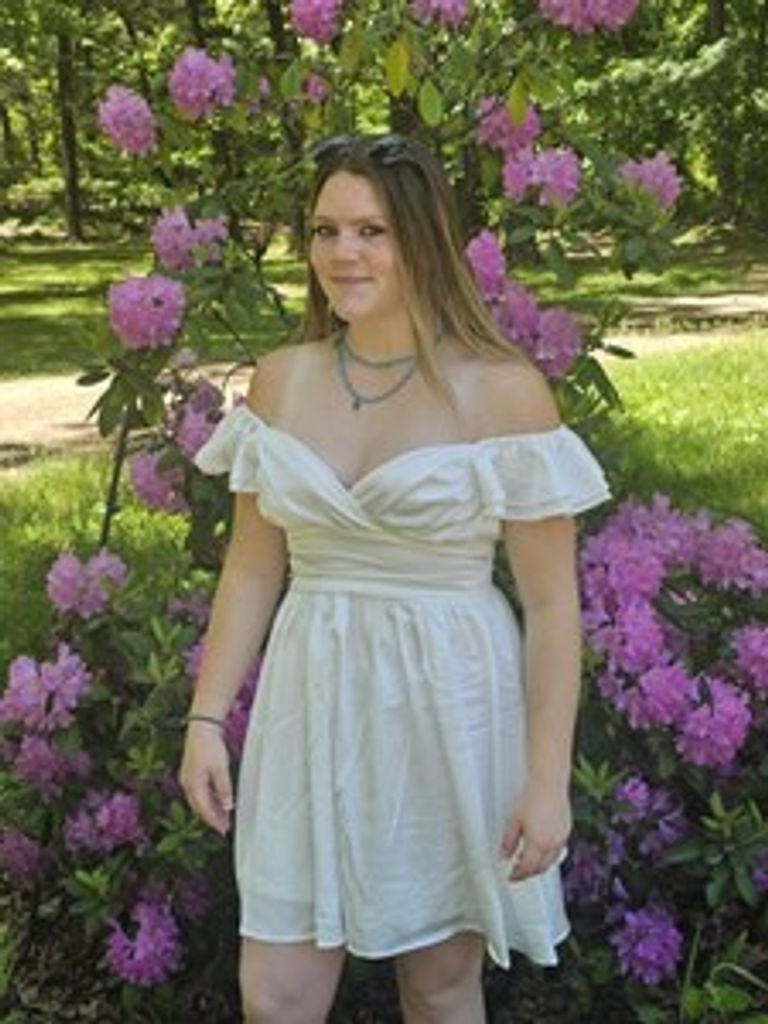 Gabrelle Rachelle "Gabby" Hinckley